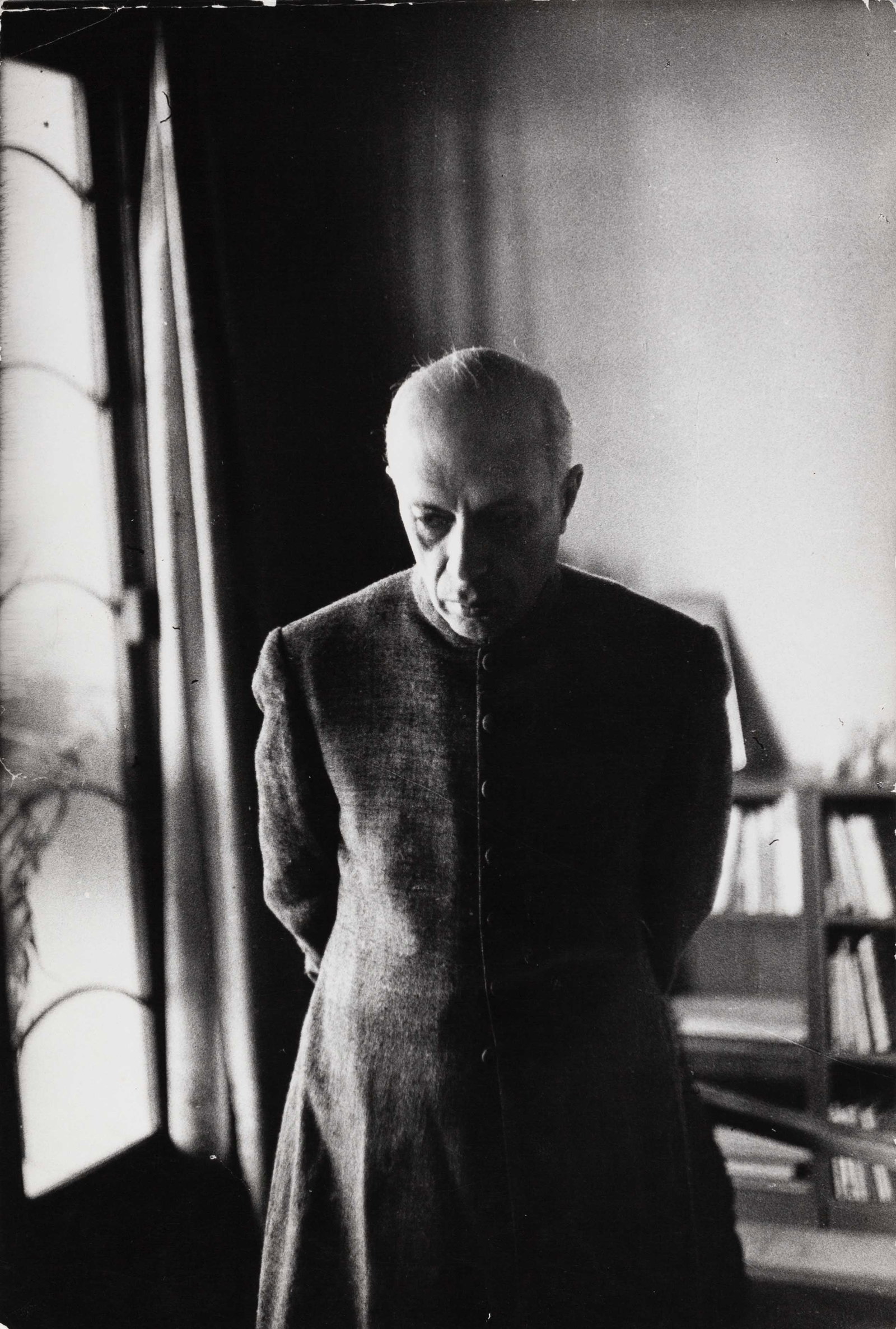 HENRI CARTIER-BRESSON (1908–2004): HENRI CARTIER-BRESSON (1908–2004) | Jawaharlal Nehru, India 1948 Image Size: 24.9 x 16.7 cm English Vintage silver print on single-weight, glossy paper, in good condition. Photographer's Magnum