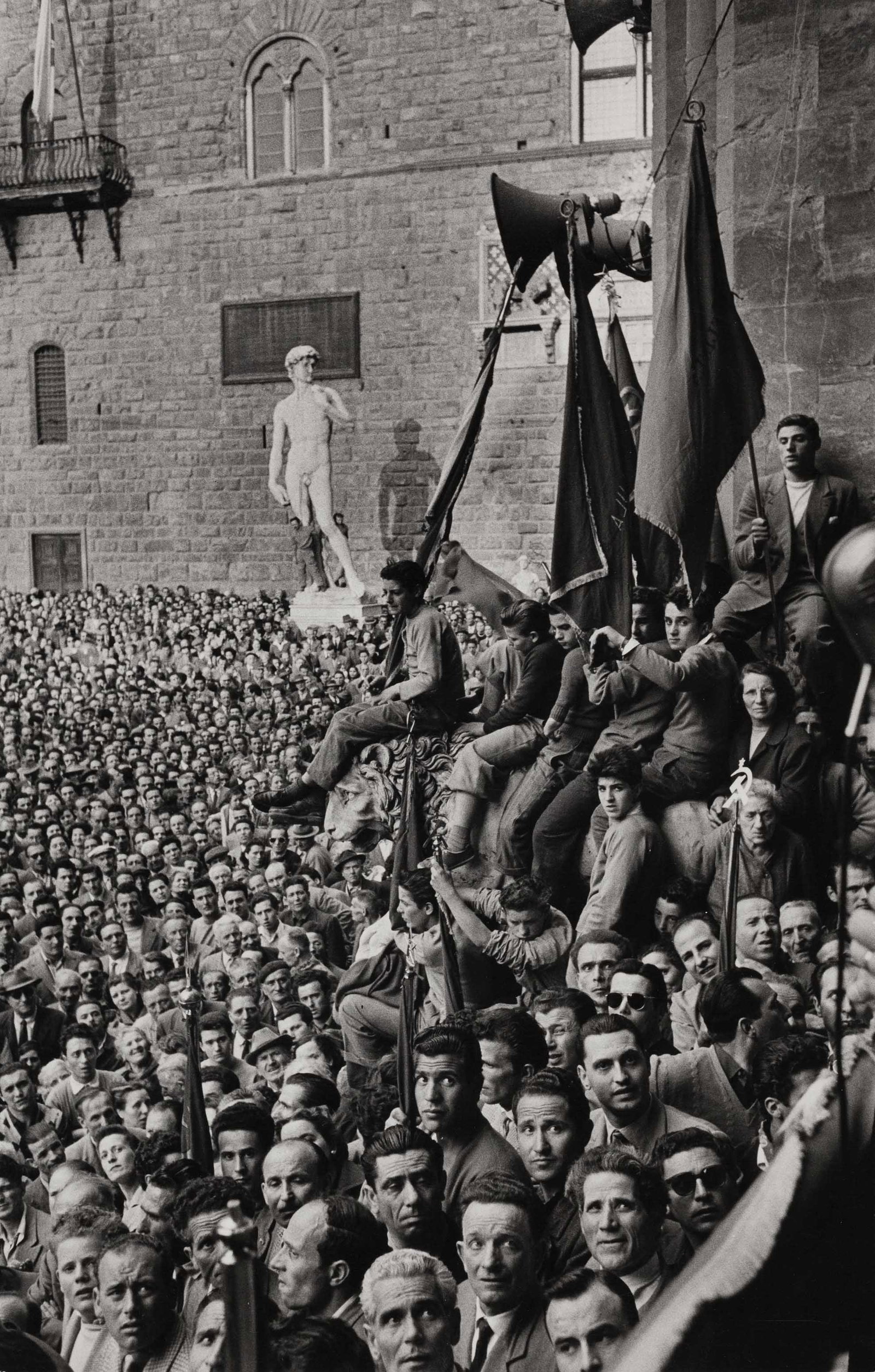 DAVID SEYMOUR (1911–1956): DAVID SEYMOUR (1911–1956) | Communist Meeting at Piazza della Signoria with Michelangelo's 'David', Florence 1948 Image Size: 30 x 20 cm English Vintage gelatin silver print in excellent