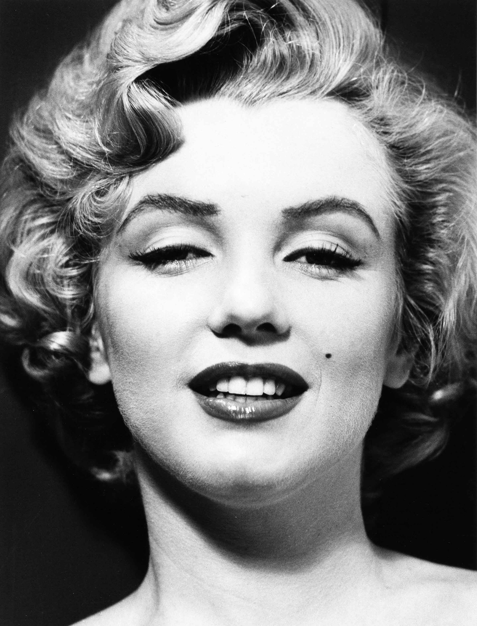 PHILIPPE HALSMAN (1906–1979): PHILIPPE HALSMAN (1906–1979) | 'Marilyn', Los Angeles 1952 Image Size: 28.3 x 21.6 cm English Gelatin silver print, printed in 1981 by Stephen Gersh, 35.3 x 27.8 cm, in very good condition.