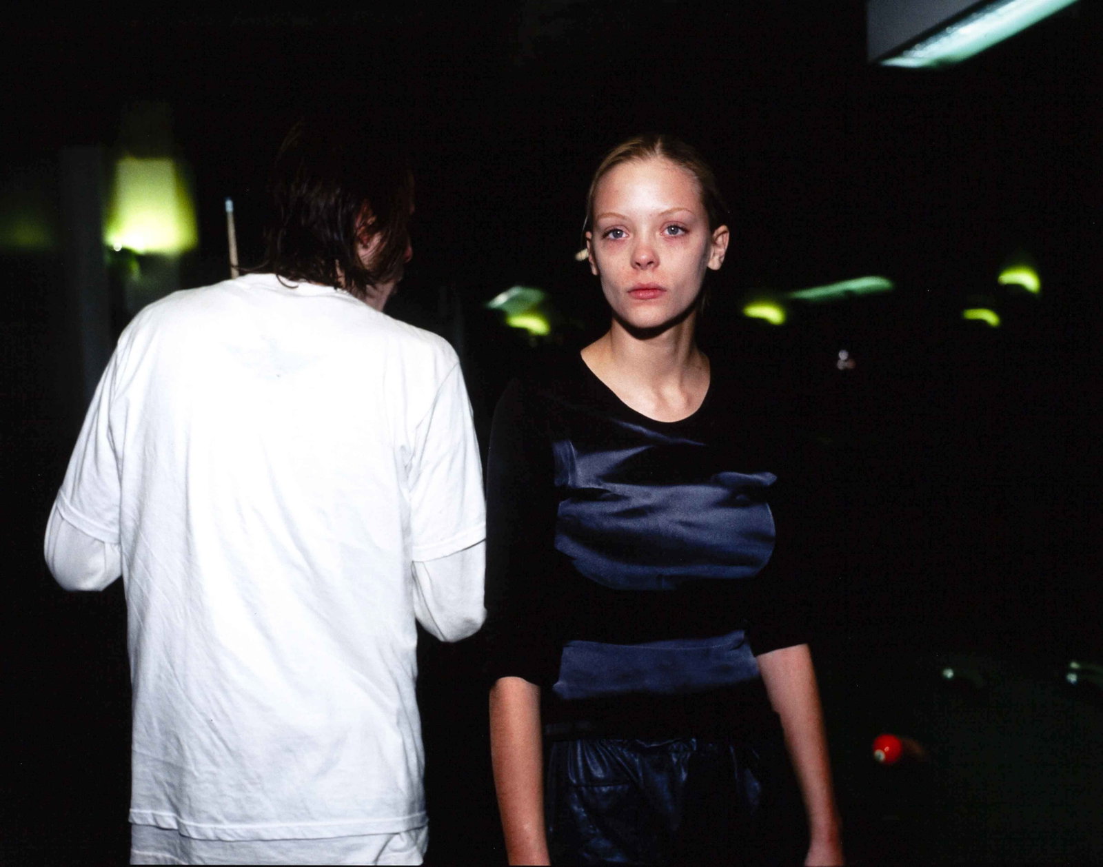 NAN GOLDIN (*1953): NAN GOLDIN (*1953) | James and Kyle, from series 'James King, supermodel', New York 1995 Image Size: 35.2 x 50 cm English Cibachrome print 40 x 50 cm, in excellent condition. Signed by the