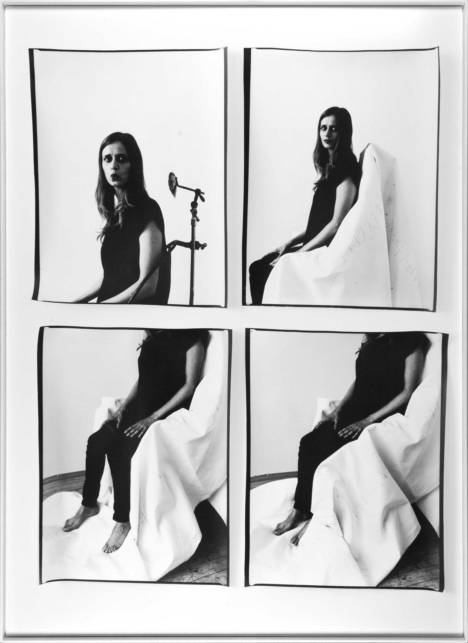 ANJA MANFREDI (*1978): ANJA MANFREDI (*1978) | 'A gesture is exposed', photographic continuation with Nicole Haitzinger, Austria 2013 Image Size: 98 x 71 cm English Gelatin silver print, flush-mounted on aluminium, in good 
