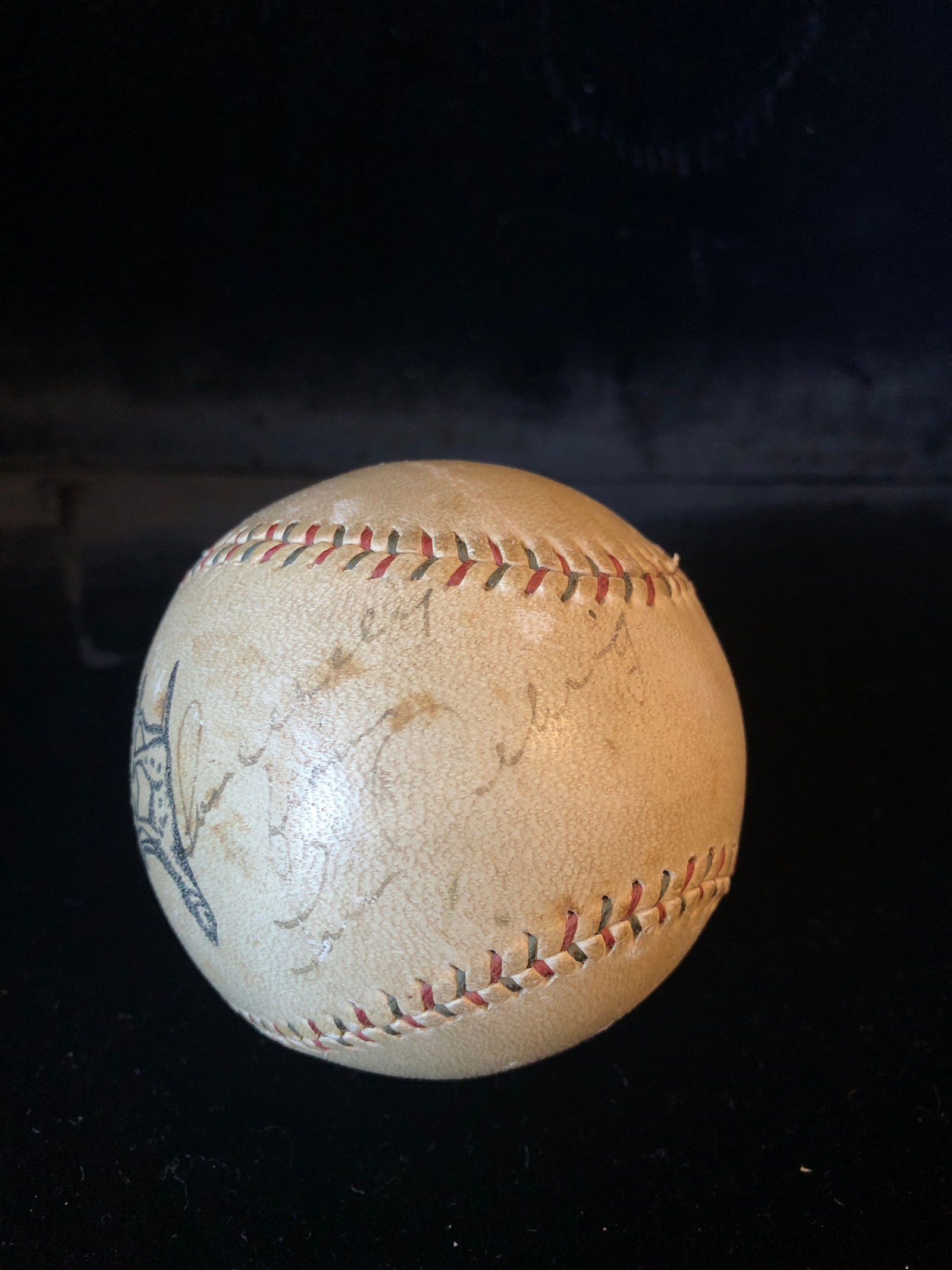 Lou Gehrig Autographed Baseball With Jsa Loa Auction