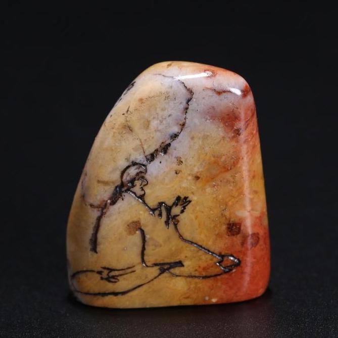 CHINESE SOAPSTONE SEATED LOHAN SEAL: CHINESE SOAPSTONE SEATED LOHAN SEAL. 3.6 cm by 3.1 cm by 1.5 cm.Weight 29.4 gram. Local pickup in our NJ warehouse available. Shipping cost $30 to US 48 states and $100 for oversea delivery. Combined 