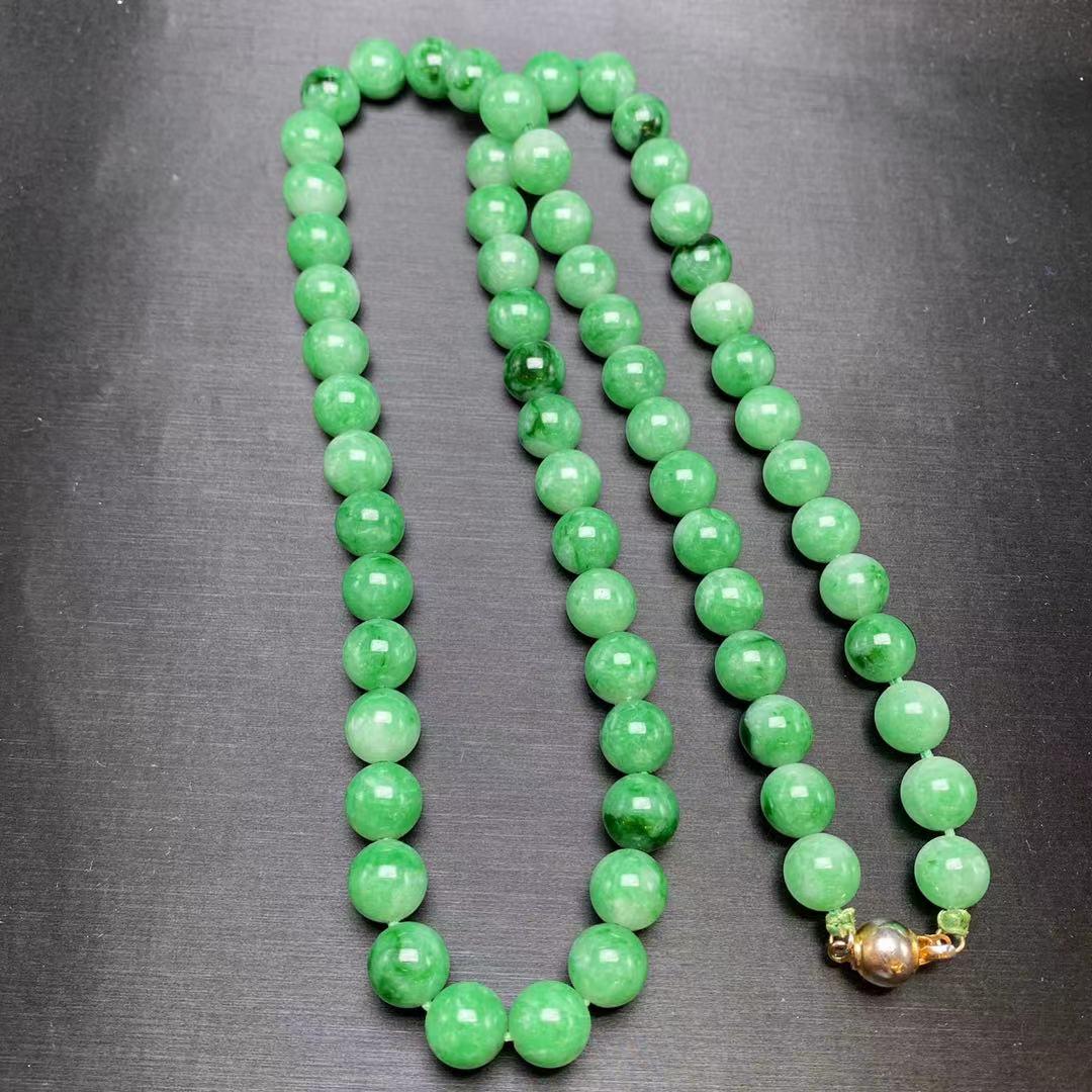Jadeite: Jadeite 65beans, Size:The bigest 9.3mm,The Least8.7mm