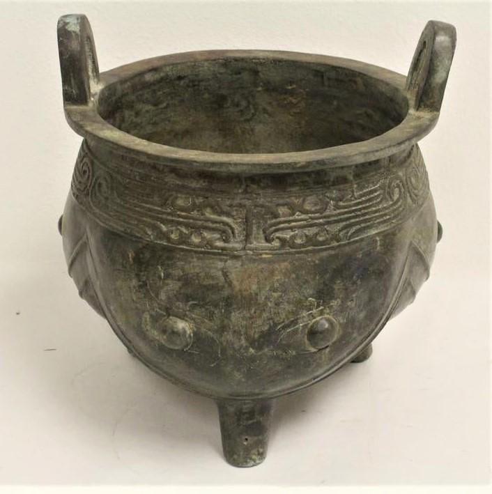 Large Chinese Ancient Bronze tripod censer Burner (1 of 9)