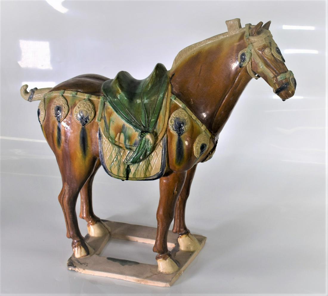 Large Chinese Tang Dynasty Tri colored glazed pottery (1 of 9)