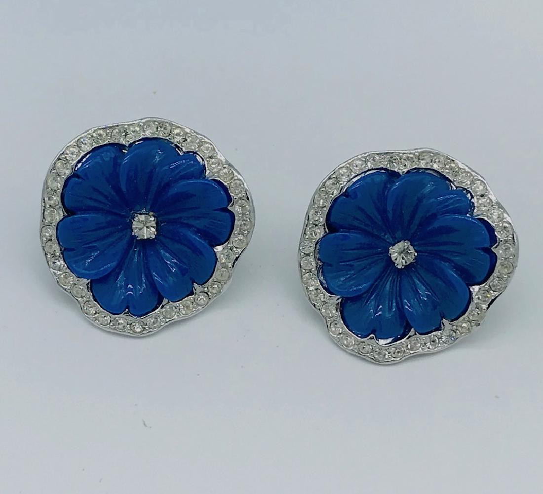 Kenneth Lane, Vintage Pansy, Blue Deep, White Stone: Pansy, Vintage Blue Lapis Deep, White Stone Earring 1-1/4 diameter with wave style setting. Large Blue Lapis, faux floral pansy with single stone center Rhinestone white stones are set in white metal 