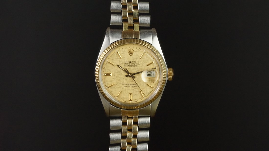 GENTLEMEN'S ROLEX OYSTER PERPETUAL DATEJUST LINEN PIE (1 of 2)