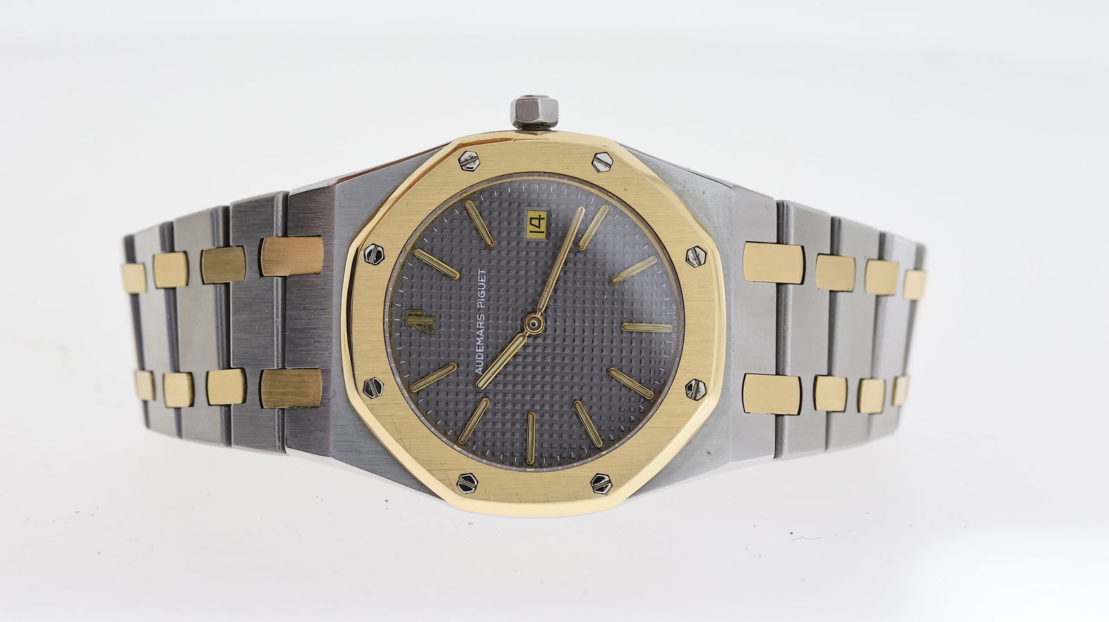 AUDEMARS PIGUET ROYAL OAK REFERENCE 56715SA BOX AND PAPERS 1989, circular grey tapisserie dial with (1 of 5)