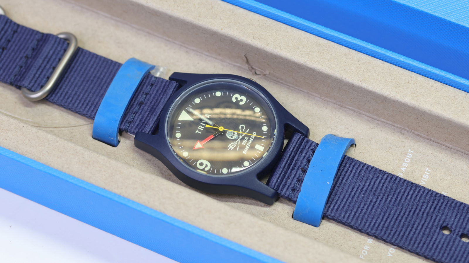 *To Be Sold Without Reserve* Triwa Sea Shepherd Quartz with Box Dec 2021: Brand: Triwa Model Name: Sea Shepherd Movement: Quartz Year: Dec 2021 Box: Full Box Dial shape: Circular