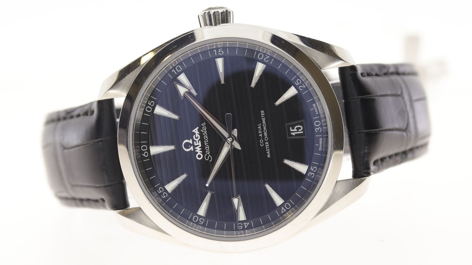 Omega Seamaster Aqua Terra Date Automatic (1 of 5)