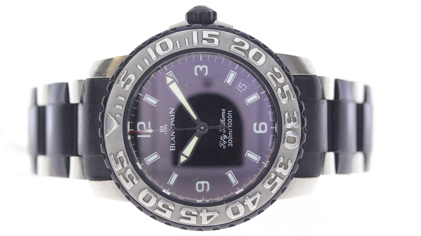 Blancpain Fifty Fathoms Concept 2000 Automatic with Box and Papers 2004: Brand: Blancpain Model Name: Fifty Fathoms Concept 2000 Reference: N2200-6530-66 Movement: Automatic Year: 2004 Box: Full Box Box features: Inner and outer box (inner cushion degraded) Papers: Full Se