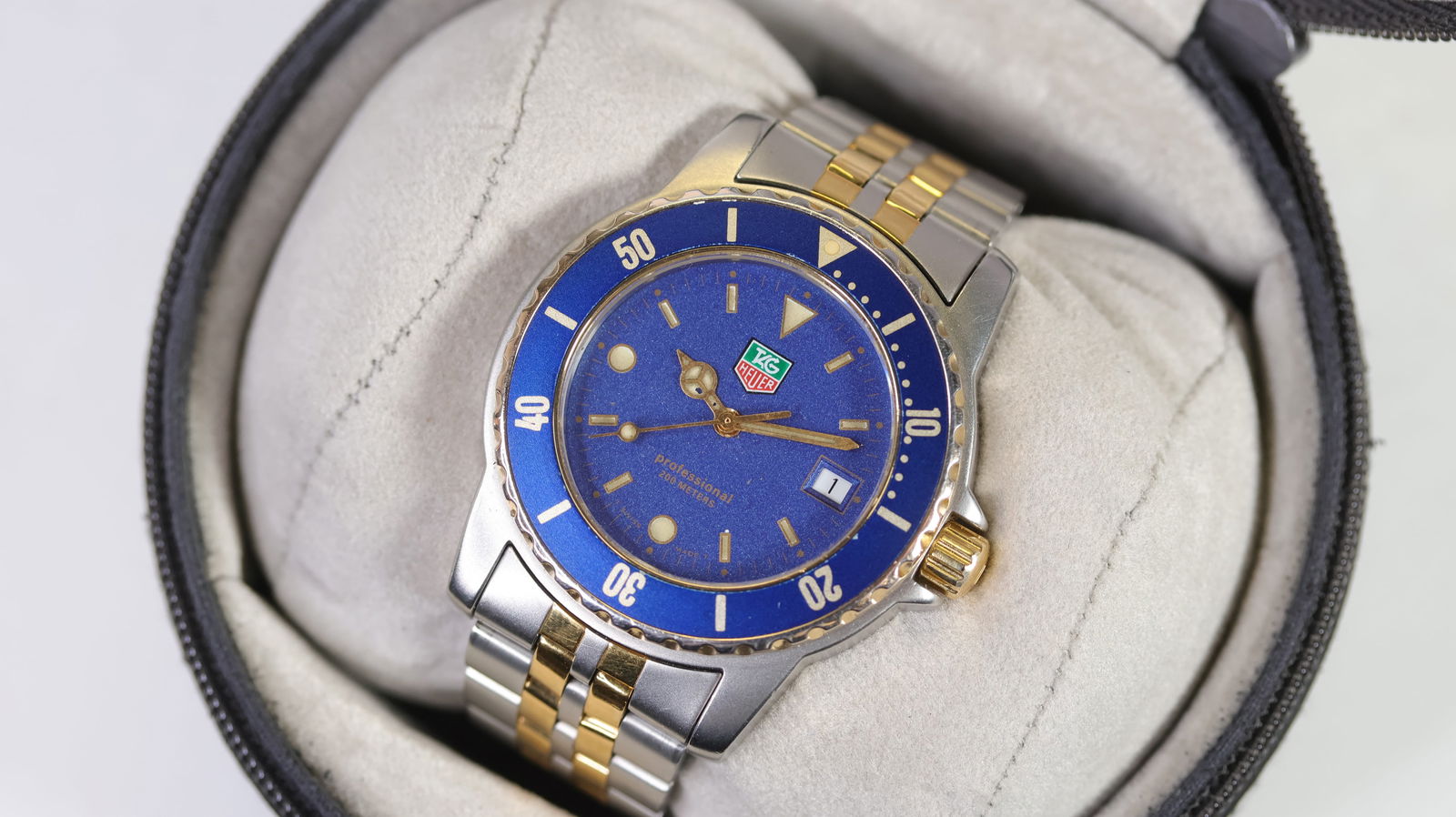 Tag Heuer Professional Date Quartz with Box and Papers 1997 (1 of 7)