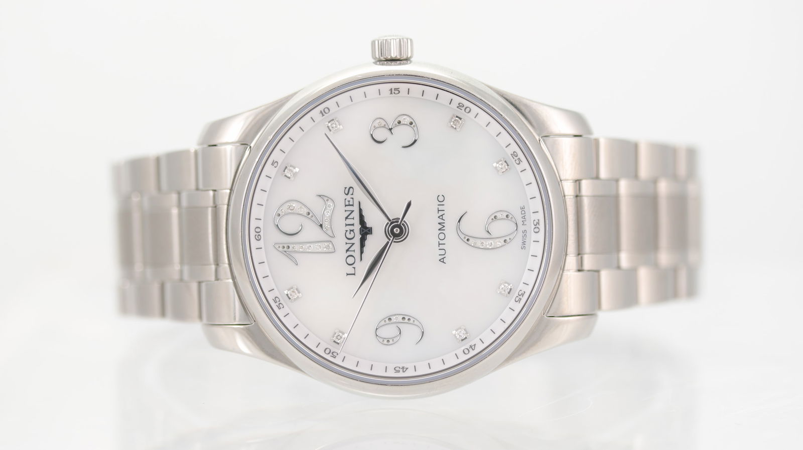 Longines Master Collection Automatic: Brand: Longines Model Name: Master Collection Reference: l2.518.4 Movement: Automatic Movement calibre: Longines 619.2 Dial shape: Circular Dial colour: Mother of Pearl Dial features: Arabic numeral a