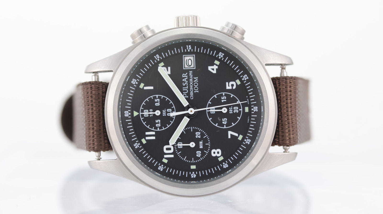 Pulsar Chronograph 100M Aviator Chronograph Date Quartz: Brand: Pulsar Model Name: Chronograph 100M Aviator Movement: Quartz Dial shape: Circular Dial colour: Black Dial features: