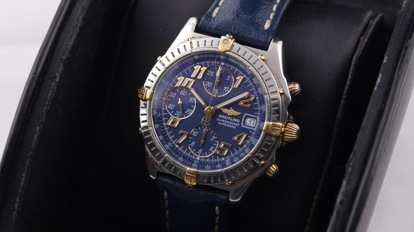 Breitling Chronomat Chronograph Automatic with Box and Papers 2001: Brand: Breitling Model Name: Chronomat Reference: B13350 Movement: Automatic Movement calibre: Valjoux 7750 Movement features: Breitling Signed Year: 2001 Box: Full Box Papers: Full Set Papers Dial sh