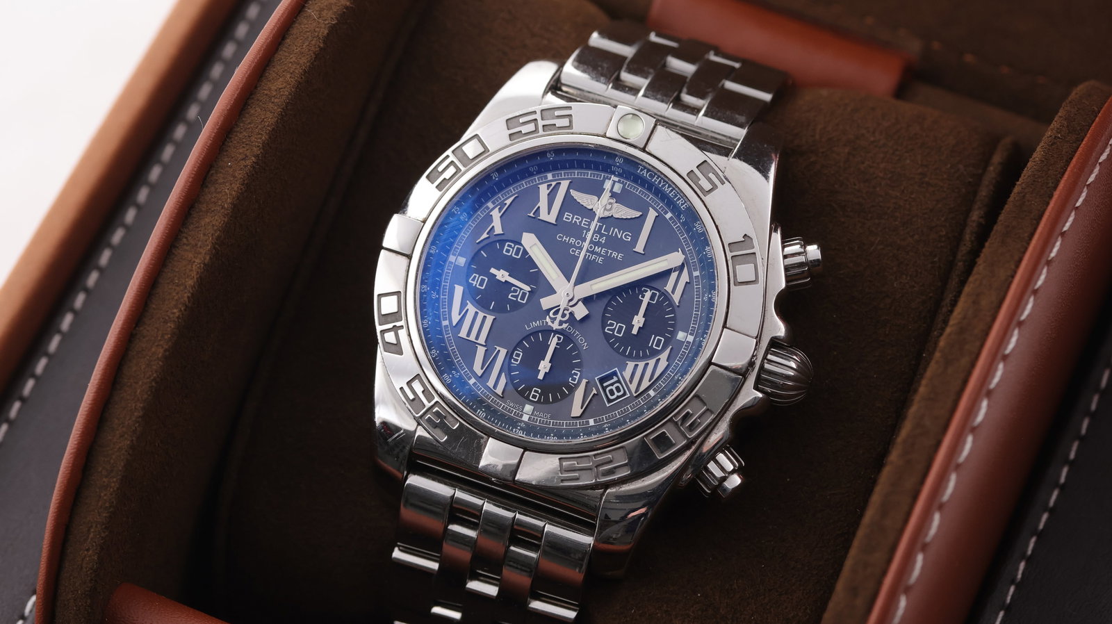 Limited Edition Breitling Chronomat 44 Chronograph Automatic with Box and Papers 2018: Brand: Breitling Model Name: Chronomat Reference: AB0111 Movement: Automatic Movement calibre: Breitling B01 movement Year: 2018 Box: Full Box Papers: Full Set Papers Papers features: Purchased in Hir