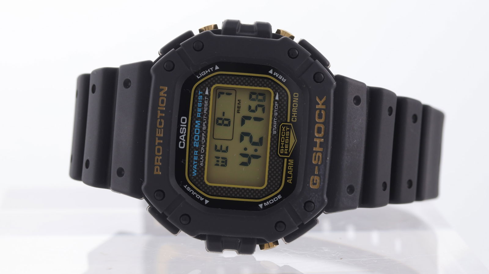 N.O.S Casio G-Shock Ref DW-5300 with Box and Papers 1996 - 3