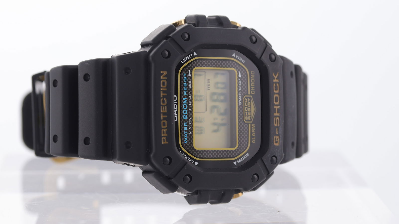 N.O.S Casio G-Shock Ref DW-5300 with Box and Papers 1996 - 4