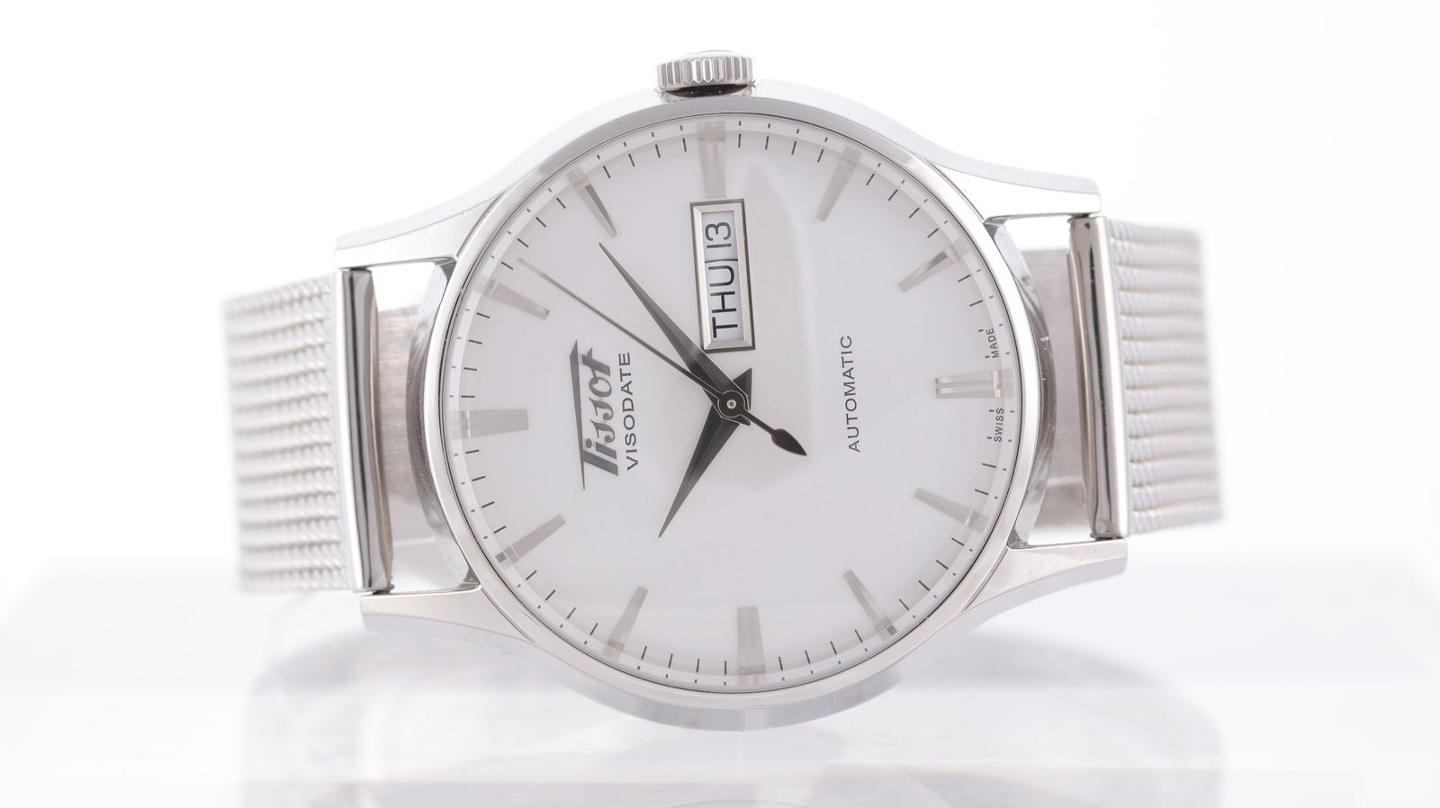 Tissot Visodate Automatic Ref T019430B: Brand: Tissot Model Name: Visodate Reference: T019430B Movement type: Automatic Dial shape: Circular Dial colour: Sil