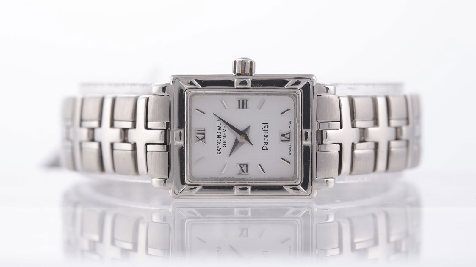 Raymond Weil Parsifal Ref 9631: Brand: Raymond Weil Model Name: Parsifal Reference: 9631 Movement type: Quartz Dial shape: Rectangular Dial colour: Silver Dial features: Silver hands and hour markers. Case size: 19mm Case