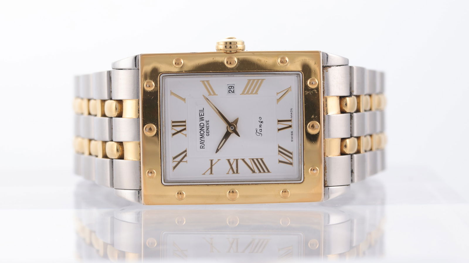 Raymond Weil Tango Ref 5381: Brand: Raymond Weil Model Name: Tango Reference: 5381 Movement type: Quartz Dial shape: Rectangular Dial colour: White Dial features: Roman numerals Bezel: Gold plated dot bezel Case size: