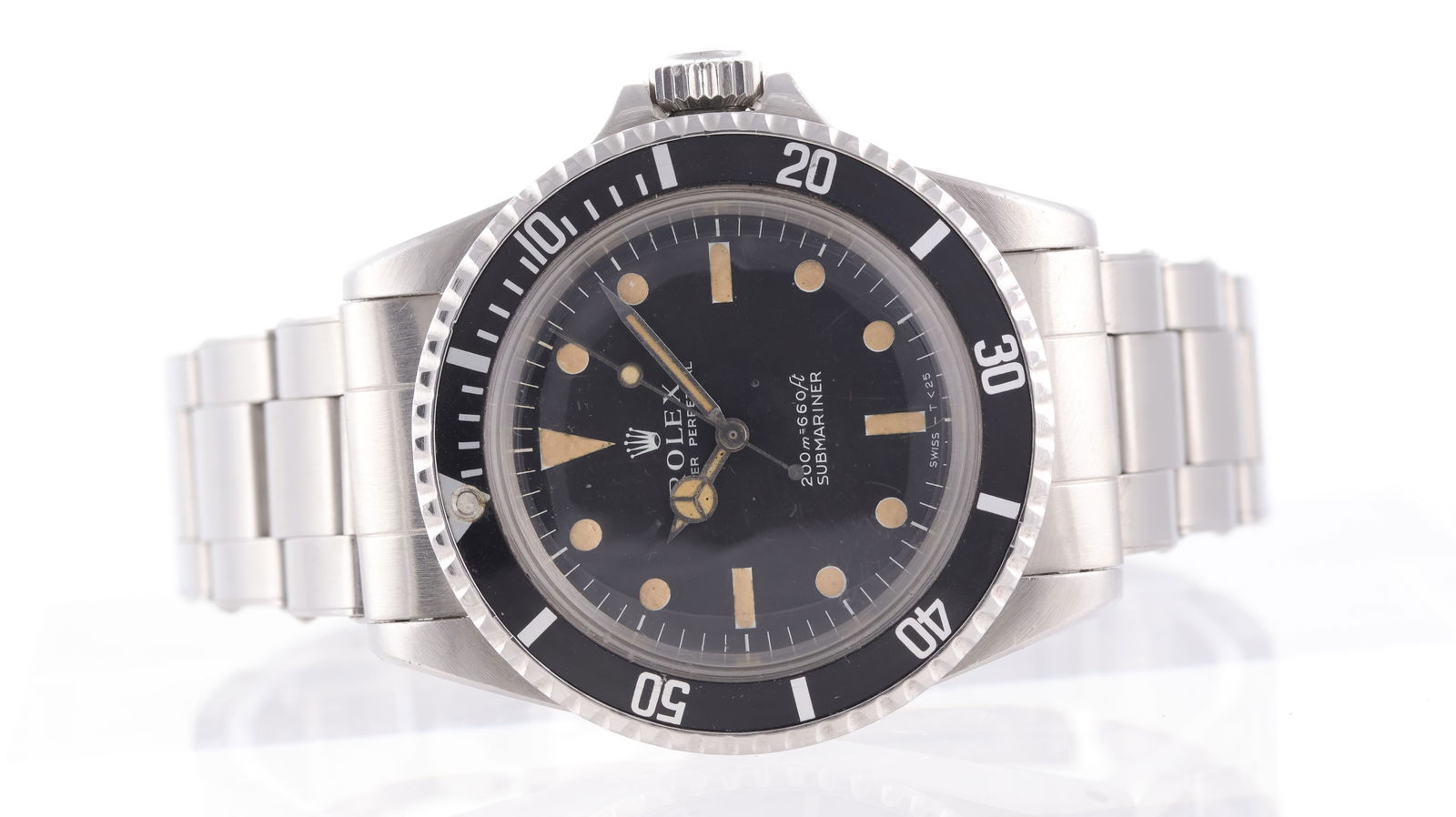 Rolex Submariner Ref 5513 Metres First Zinc Sulphide Dial with Box and Papers Circa 1967: Brand: Rolex Model Name: Submariner Reference: 5513 Movement type: Automatic Movement calibre: Rolex 1520 Year: Circa 1967 Box: Full Box Papers: Associated Papers Papers features: Written papers Dial