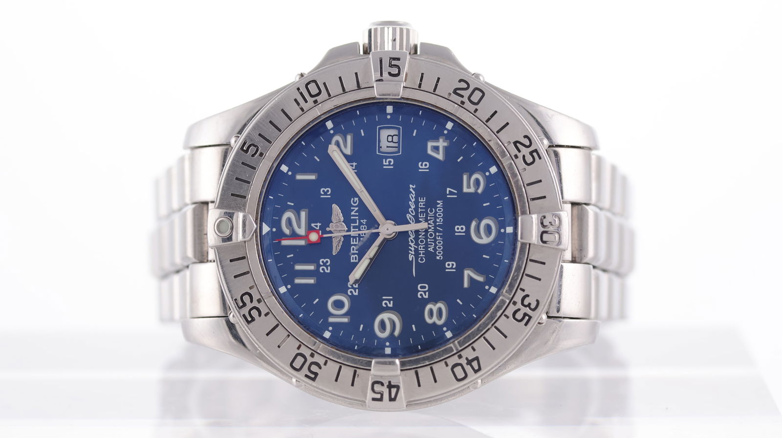 Breitling Superocean Date Ref A17360 with Box and Papers 2004: Brand: Breitling Model Name: Superocean Reference: A17360 Movement type: Automatic Movement calibre: ETA 2824-2 Year: 2004 Box: Full Box Papers: Full Set Papers Dial shape: Circular Dial colour: Blue