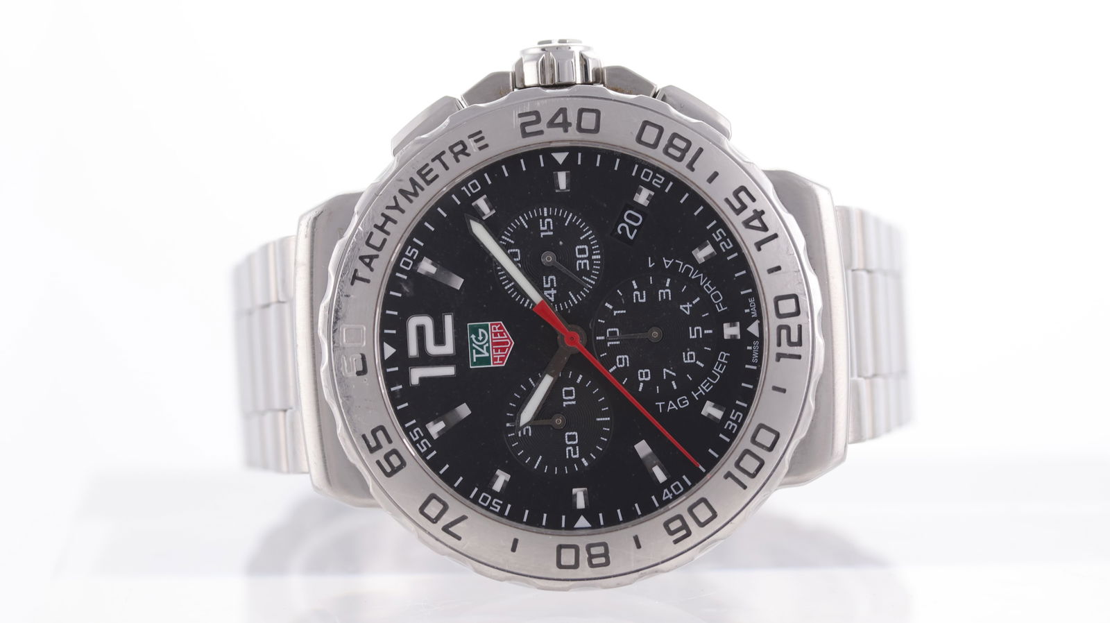 Tag Heuer Formula 1 Ref CAU1112: Brand: Tag Heuer Model Name: Formula 1 Reference: CAU1112 Movement type: Quartz Dial shape: Circular Dial colour: Black Dial features: Three sub dials, red center seconds hand Bezel: Fixed stainless s