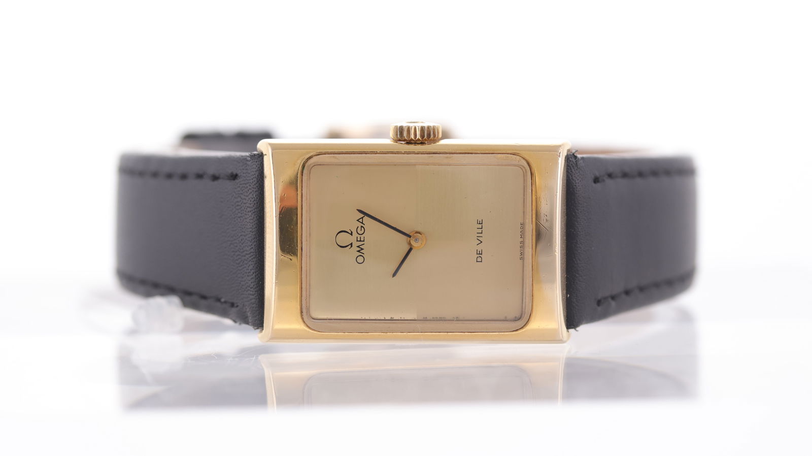 Vintage Omega De Ville 'Tank' Ref 511.0458 Circa 1973: Brand: Omega Model Name: De Ville Reference: 511.0458 Movement type: Manual Wind Movement calibre: Omega 1070 Year: Circa 1973 Dial shape: Rectangular Dial colour: Champagne Dial features: Two tone 'c