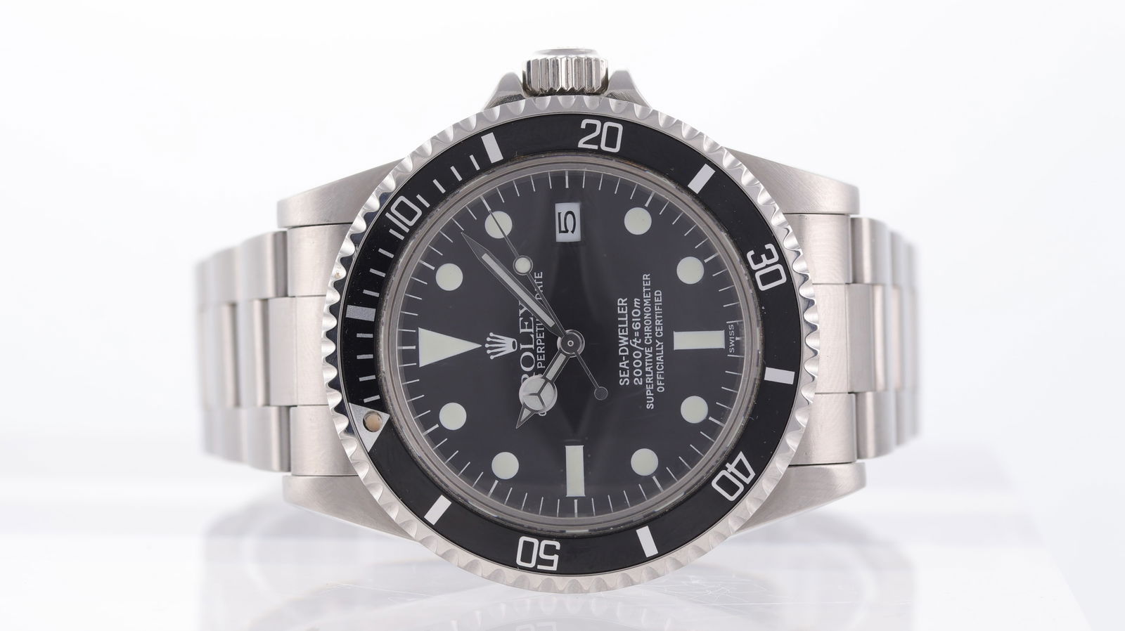 Rolex Sea Dweller Ref 1665 Circa 1979: Brand: Rolex Model Name: Sea Dweller Reference: 1665 Movement type: Automatic Movement calibre: Rolex 1570 Movement features: Rolex 1570 Year: Circa 1979 Dial shape: Circular Dial colour: Black Dial f