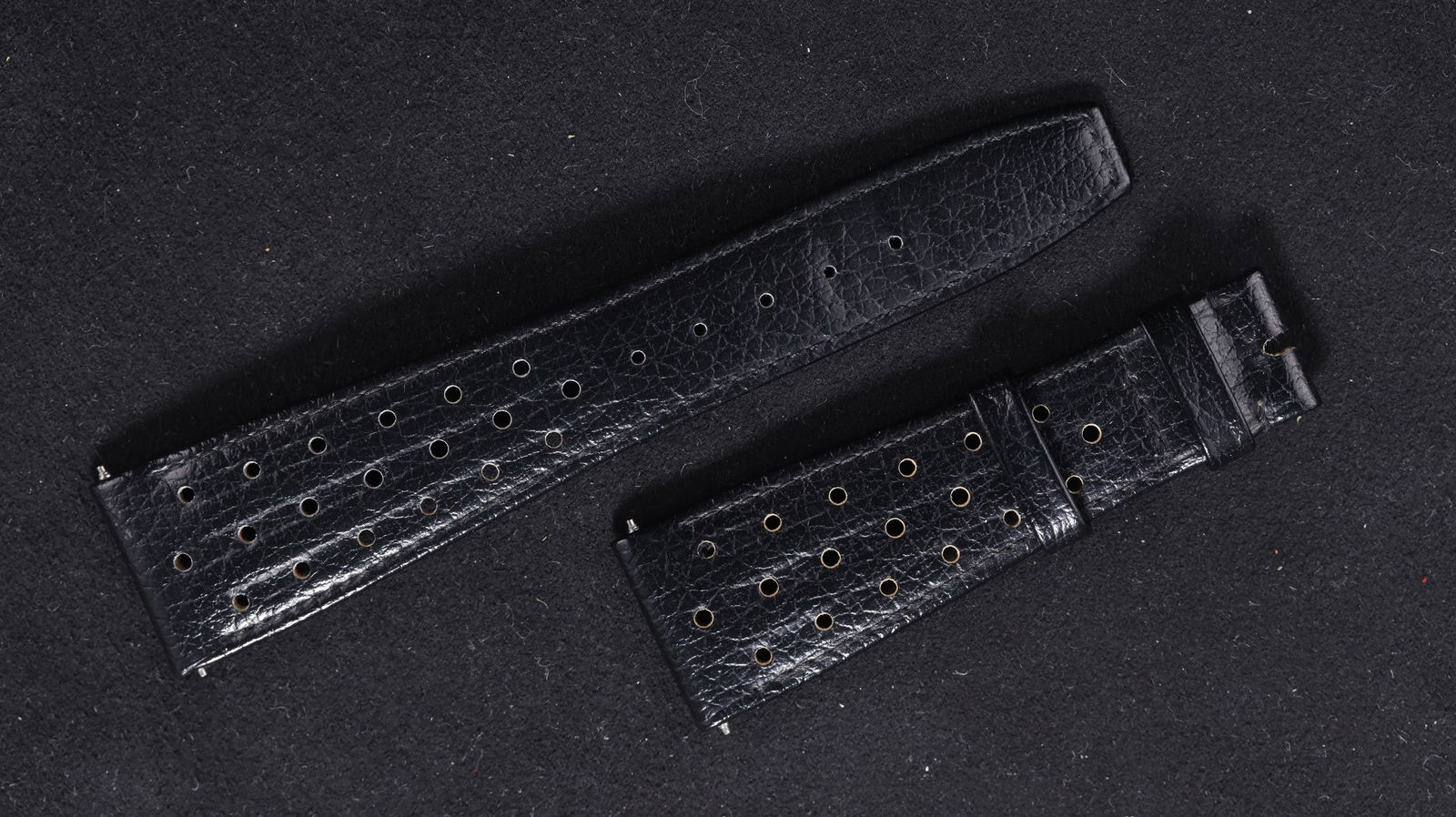 Corfam Leather Watch Strap: Corfam Leather Watch Strap - 22mm tapering down to 16mm (no buckle)
