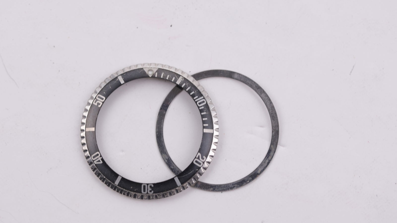 *TO BE SOLD WITHOUT RESERVE* Rolex Bezel and insert: *TO BE SOLD WITHOUT RESERVE* Rolex Bezel and insert