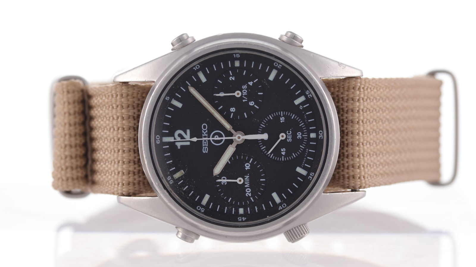 Seiko British Military RAF Issued Gen 1 Chronograph Ref 7A28-7120 1984: Brand: Seiko Model Name: British Military Issue Generation 1 Reference: 7A28-7120 Movement type: Quartz Movement calibre: Seiko 7A28 Year: 1984 Dial shape: Circular Dial colour: Black Dial features: B