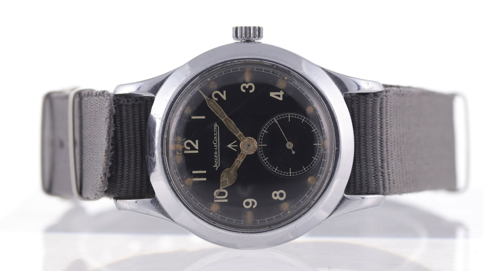 Vintage Jaeger Le Coultre Dirty Dozen WWII Military Watch Circa 1945: Brand: Jaeger Le Coultre Model Name: Dirty Dozen WWW Movement type: Manual Wind Movement calibre: Jaeger Le Coultre 479 Year: Circa 1945 Dial shape: Circular Dial colour: Black Dial features: Original