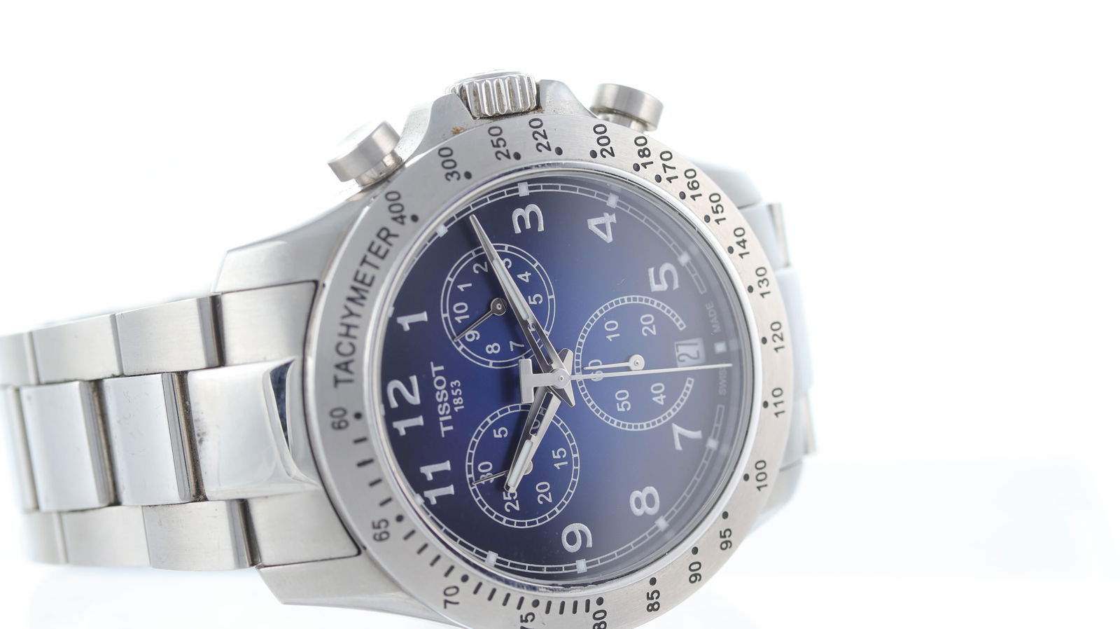 Tissot V8 Ref T106417A - 2