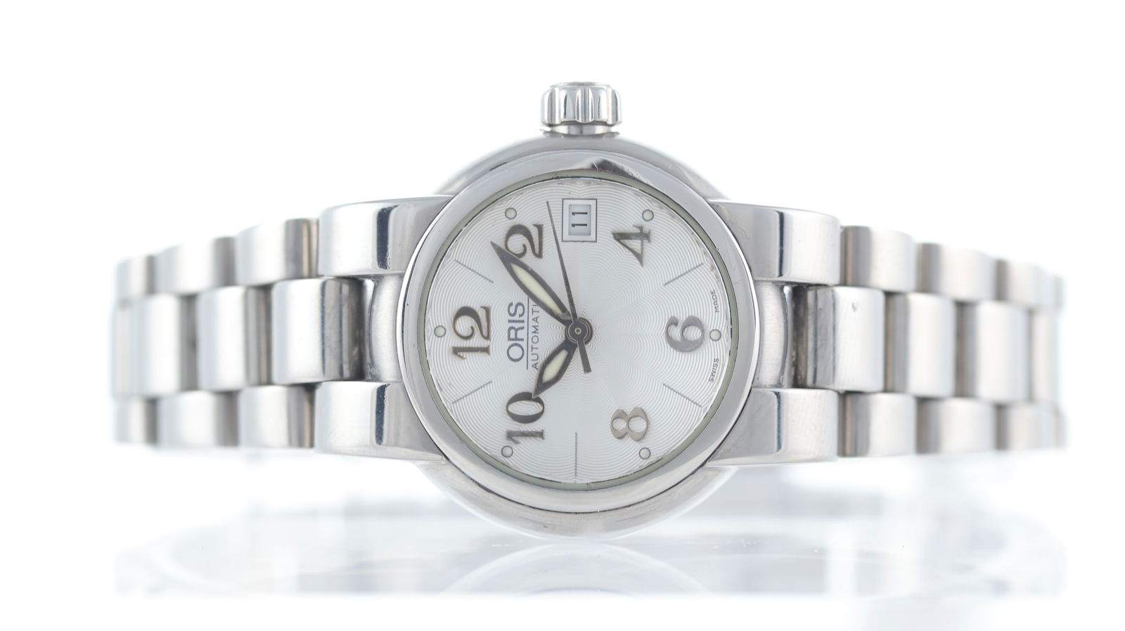 Ladies Oris TT1 Diver Ref 7524 with Box and Papers: Brand: Oris Model Name: TT1 Diver Reference: 7524 Movement type: Automatic Papers: Service Card Papers features: Serv