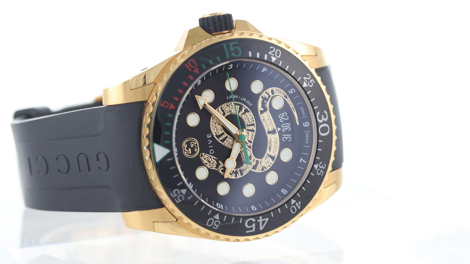 Gucci Dive Ref 136.2 - 2