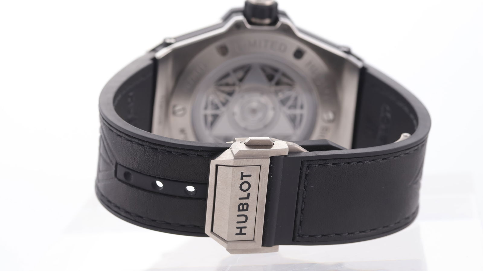 Limited Edition Hublot Big Bang Sang Bleu Titanium of 200 Pieces Ref 415.NX.1112.VR.MXM16 with Box C - 7