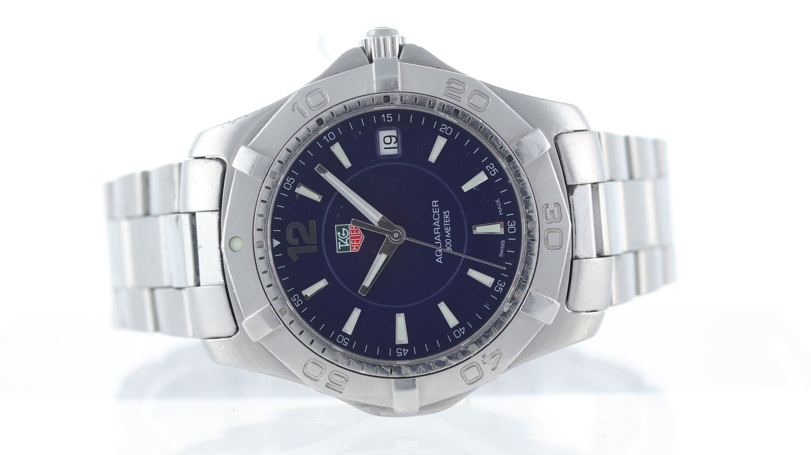 Tag Heuer Aquaracer Ref WAF1113: Brand: Tag Heuer Model Name: Aquaracer Reference: WAF1113 Movement type: Quartz Dial shape: Circular Dial colour: Blu