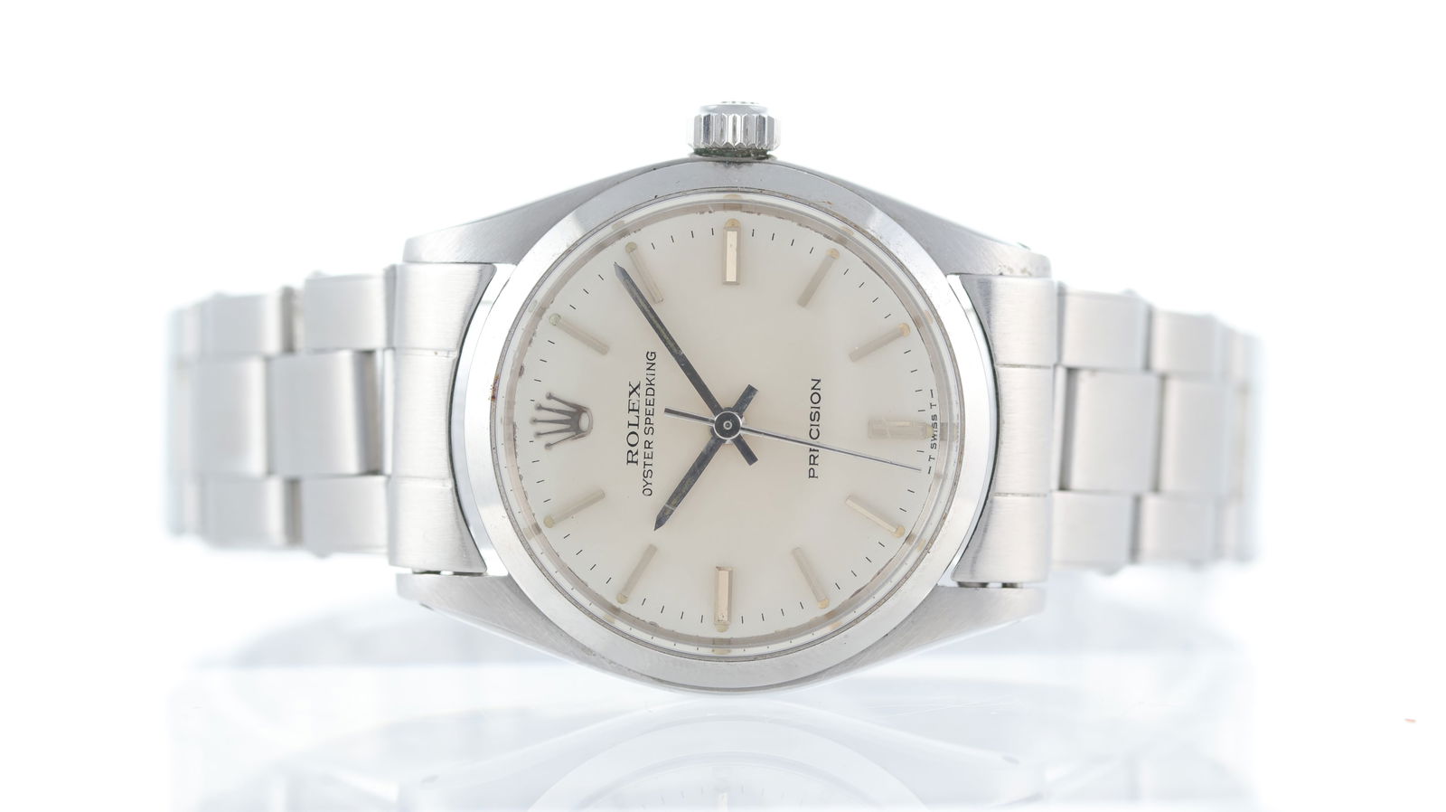 Vintage Rolex Oyster Speedking Ref 6420 with Box Circa 1957: Brand: Rolex Model Name: Oyster Speedking Reference: 6420 Movement type: Manual Wind Movement calibre: Rolex 1210 Year: Circa 1957 Box: inner box Dial shape: Circular Dial colour: Silver Dial features
