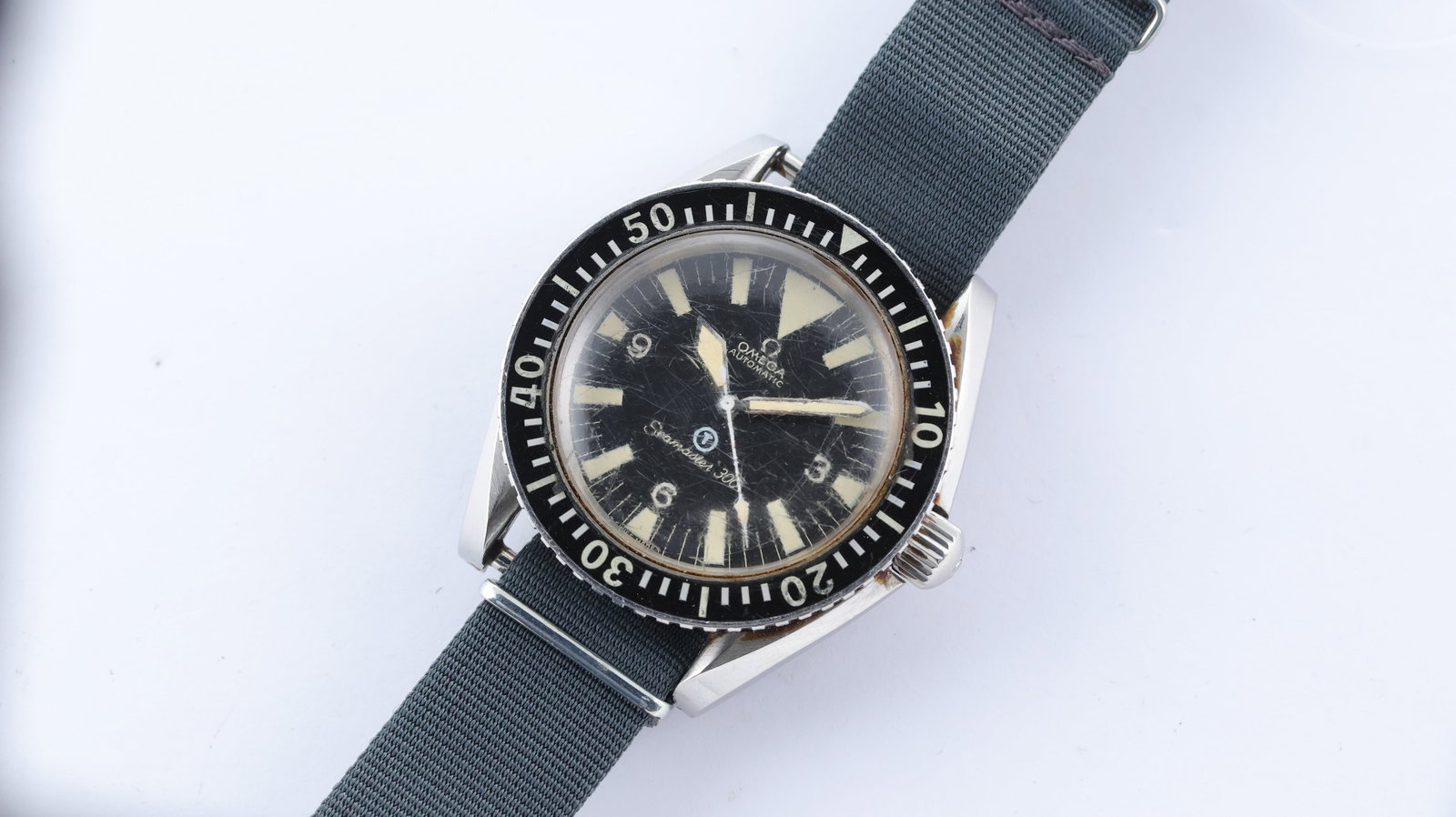 Rare Omega Seamaster 300 British Royal Navy 0552 Ref 165.024 Circa 1969 (1 of 12)