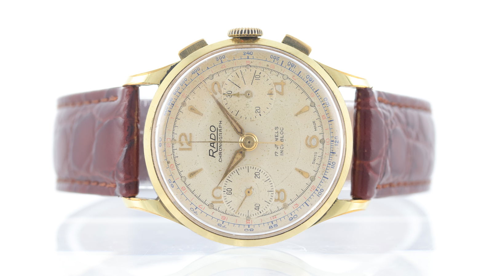 Vintage Rado Chronograph Manual Wind: Brand: Rado Model Name: Vintage Movement type: Manual Wind Dial shape: Circular Dial colour: Cream Dial features: Arabic and baton hour markers, red and blue scales, two subsidiary dials Case size: 34