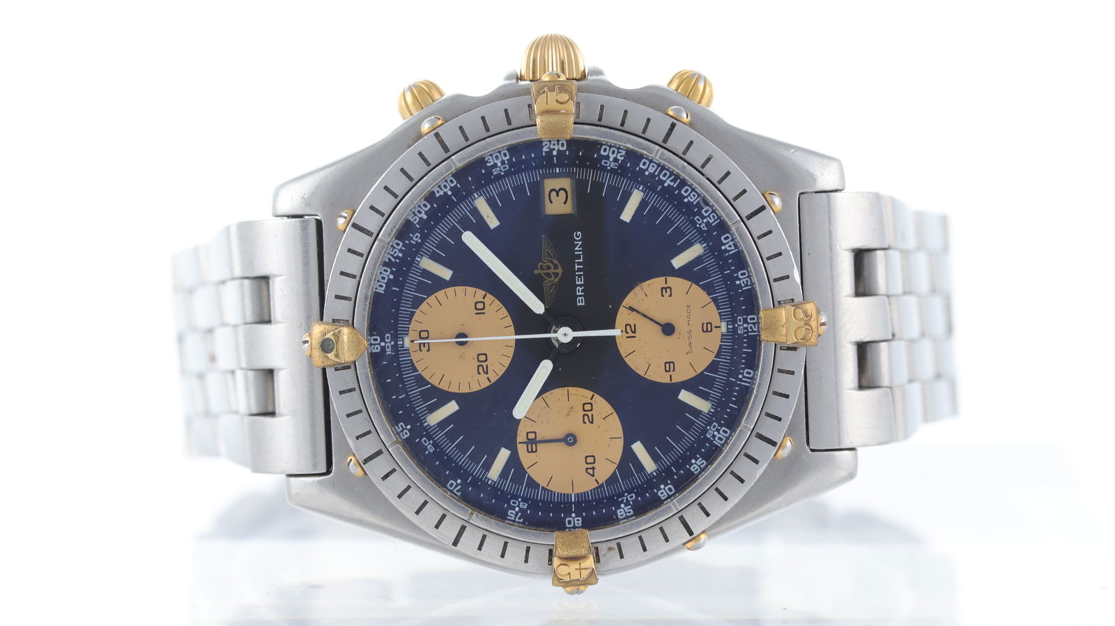 Breitling Chronomat Ref 81950: Brand: Breitling Model Name: Chronomat Reference: 81950 Movement type: Automatic Dial shape: Circular Dial colour: Black Dial features: White lume hands, patina baton hour markers. Seconds subsidiary,