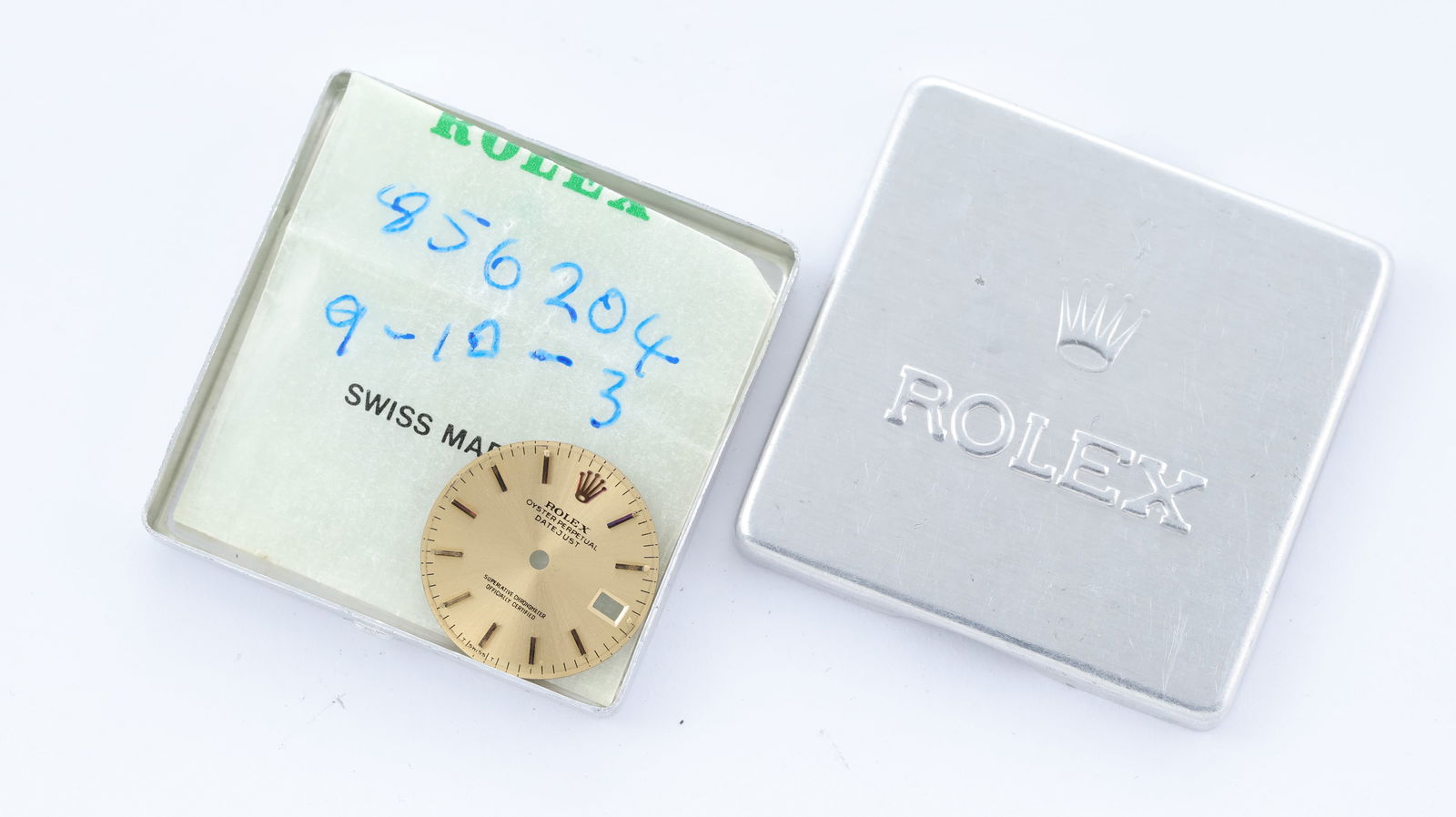 Ladies Rolex Datejust Champagne Dial 26mm with Rolex Tin: Ladies Rolex Datejust Champagne Dial 26mm with Rolex Tin