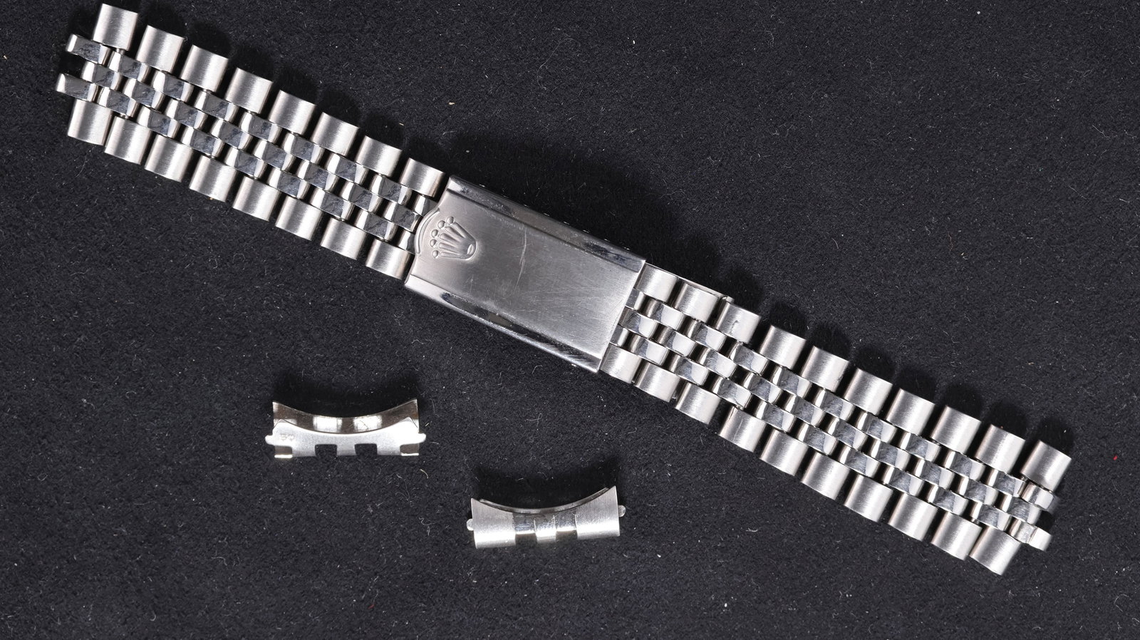 Rolex USA Jubilee Bracelet Stainless Steel 20mm end links 1973: Rolex USA Jubilee Bracelet Stainless Steel 20mm end links, clasp dated 10-73 (October 1973).