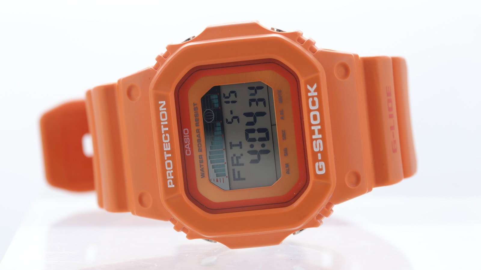 *To Be Sold Without Reserve* Casio G-Shock Ref GLX-5600RT with Box and Papers: Brand: Casio Model Name: G-Shock Reference: GLX-5600RT Movement type: Quartz Box: Accompanying Box Papers: Full Set Papers Papers features: Unsigned/undated Dial shape:<