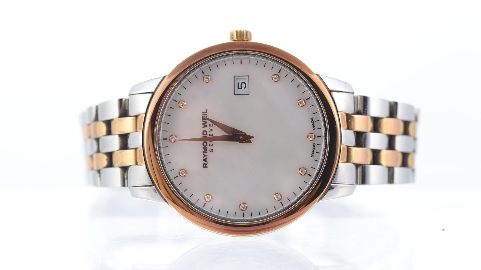 Raymond Weil Toccata Ref 5388 with Box and Papers 2017: Brand: Raymond Weil Model Name: Toccata Reference: 5388 Movement type: Quartz Year: 2017 Box: Full Box Papers: Guarantee Papers & Booklets Papers features: Also comes with the precious stone