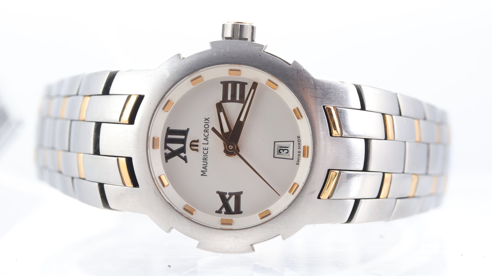 Ladies Maurice Lacroix Intuition Quartz Ref 79861: Brand: Maurice Lacroix Model Name: Intuition Reference: 79861 Movement type: Quartz Dial shape: Circular Dial colour: Silver Dial features: Rose hands and hour markers. Date ap