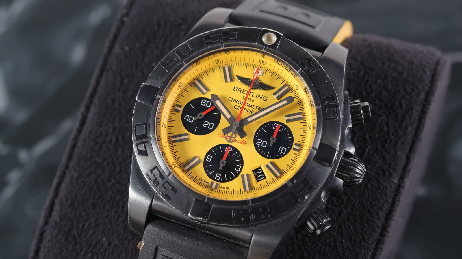 Special Edition Breitling Chronomat 44 Blacksteel Ref MB0111 with Box and Papers 2016: Brand: Breitling Model Name: Chronomat Reference: MB0111 Movement type: Automatic Movement calibre: Breitling B01 movement Year: 2016 Box: Full Box Papers: Full Set Papers Dial shape: Circular Dial co